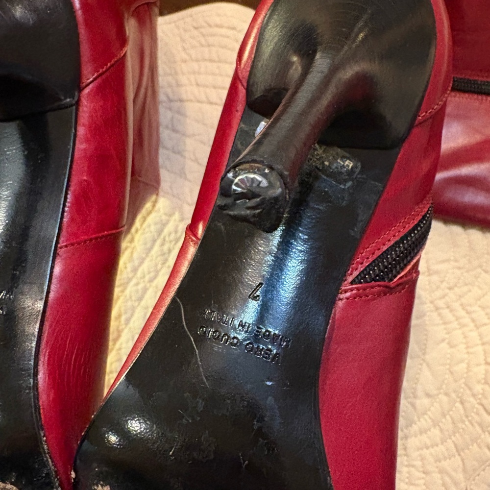 💋Charles David ♥️ Red Leather Stiletto Heeled Pointy Zippered Boots - Picture 9 of 16